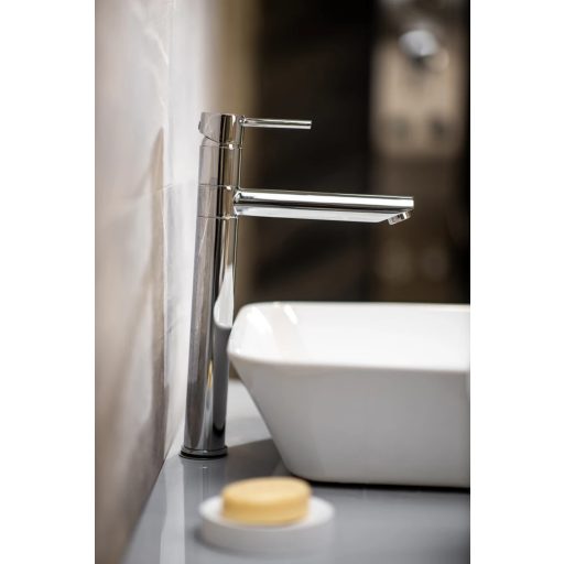 MINOTTI TUBO Magas mosdócsaptelep 