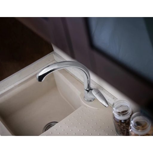 Minotti Eva Labud Magasított Konyhai Mosogató Csaptelep – Elegáns Design és Maximális Praktikum (7888)